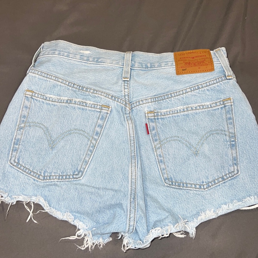 Levi’s Ripped Ripcage Shorts
